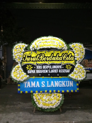 Papan Bunga Duka di Sungai Pinang